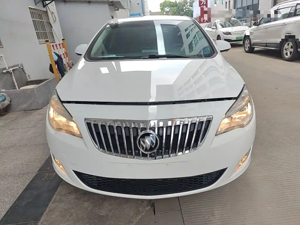 Buick Excelle GT 2015 — фото 3