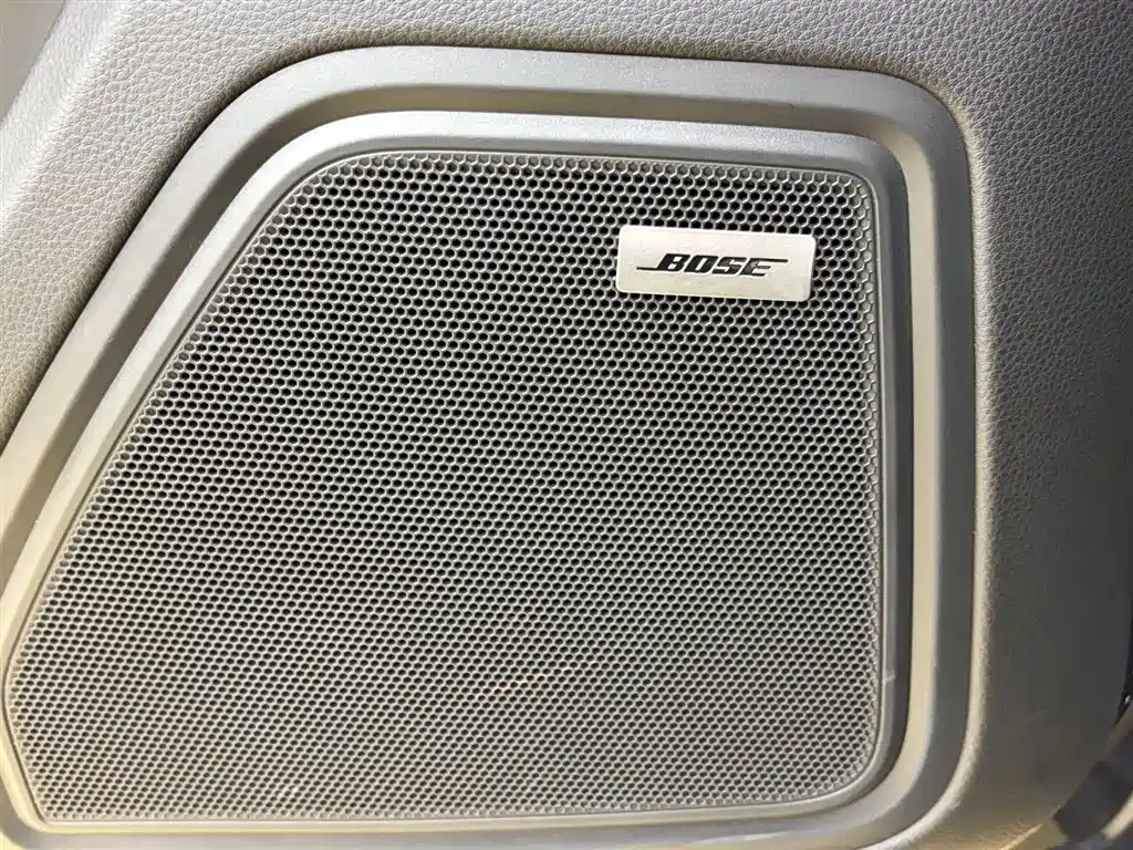 Porsche Macan 2020 — фото 10