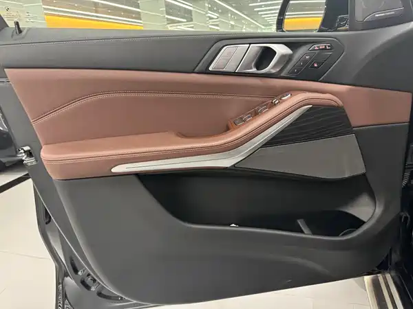 BMW X7 2020