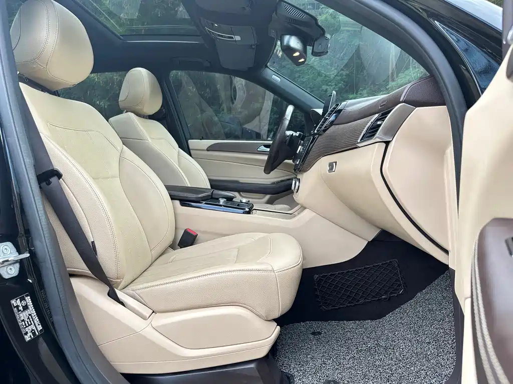 Mercedes-Benz GLE 2018 — фото 12
