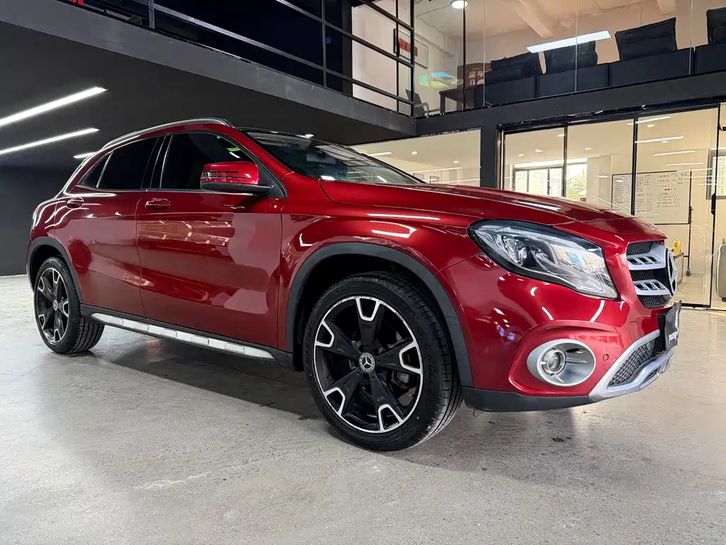 Mercedes-Benz GLA 2018 — фото 3