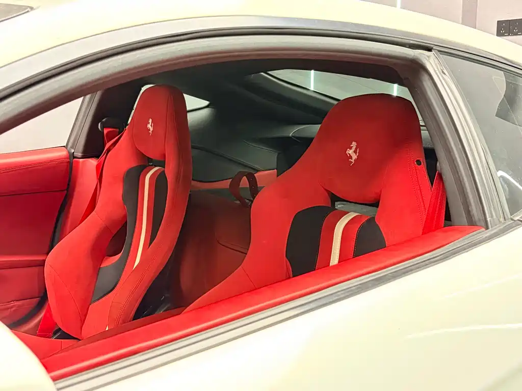 Ferrari F12berlinetta 2014 — фото 19