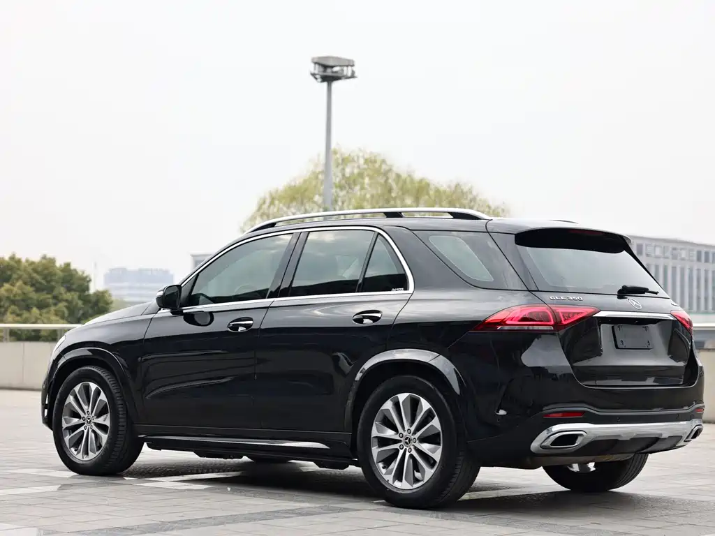 Mercedes-Benz GLE 2023 — фото 6