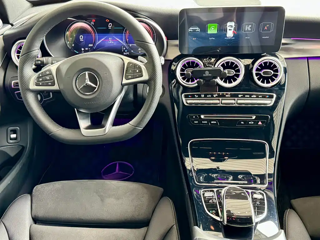 Mercedes-Benz C-Class 2018 — фото 11