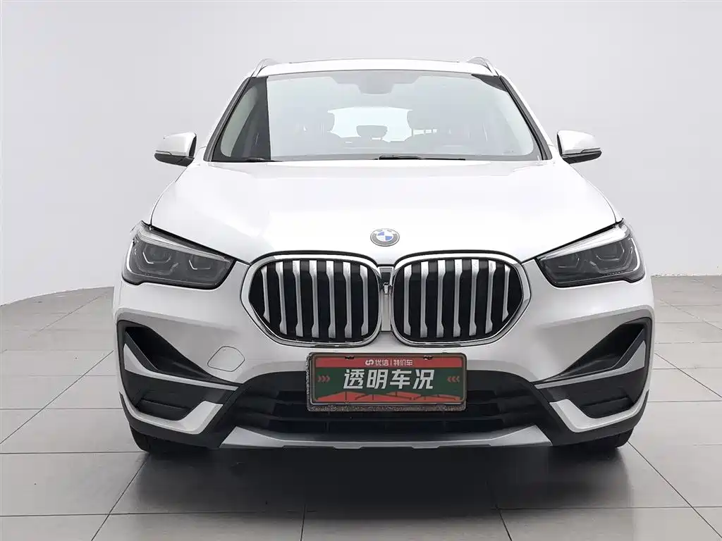 BMW X1 2021 — фото 3