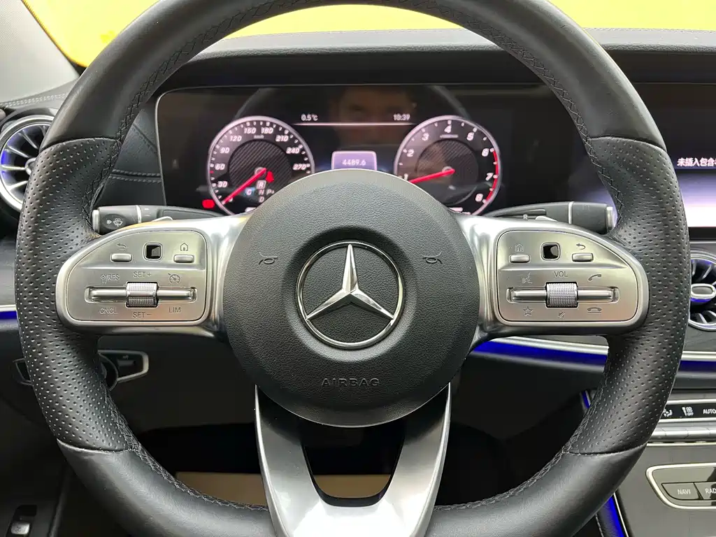 Mercedes-Benz E-Class 2019 — фото 12