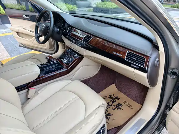 Audi A8 2011
