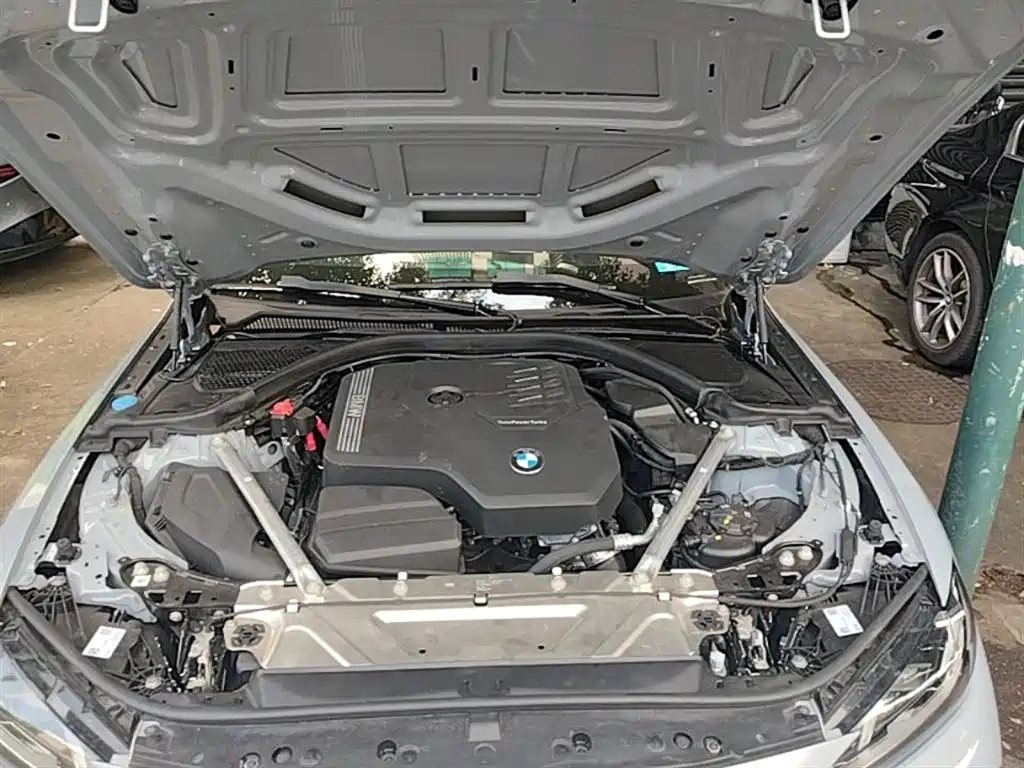 BMW 4 Series 2025 — фото 20