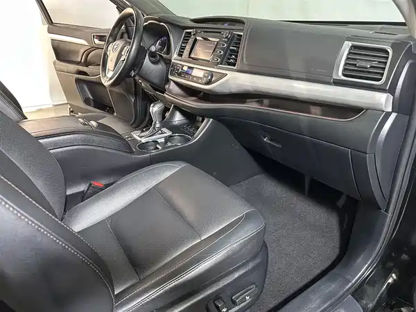 Toyota Highlander 2020
