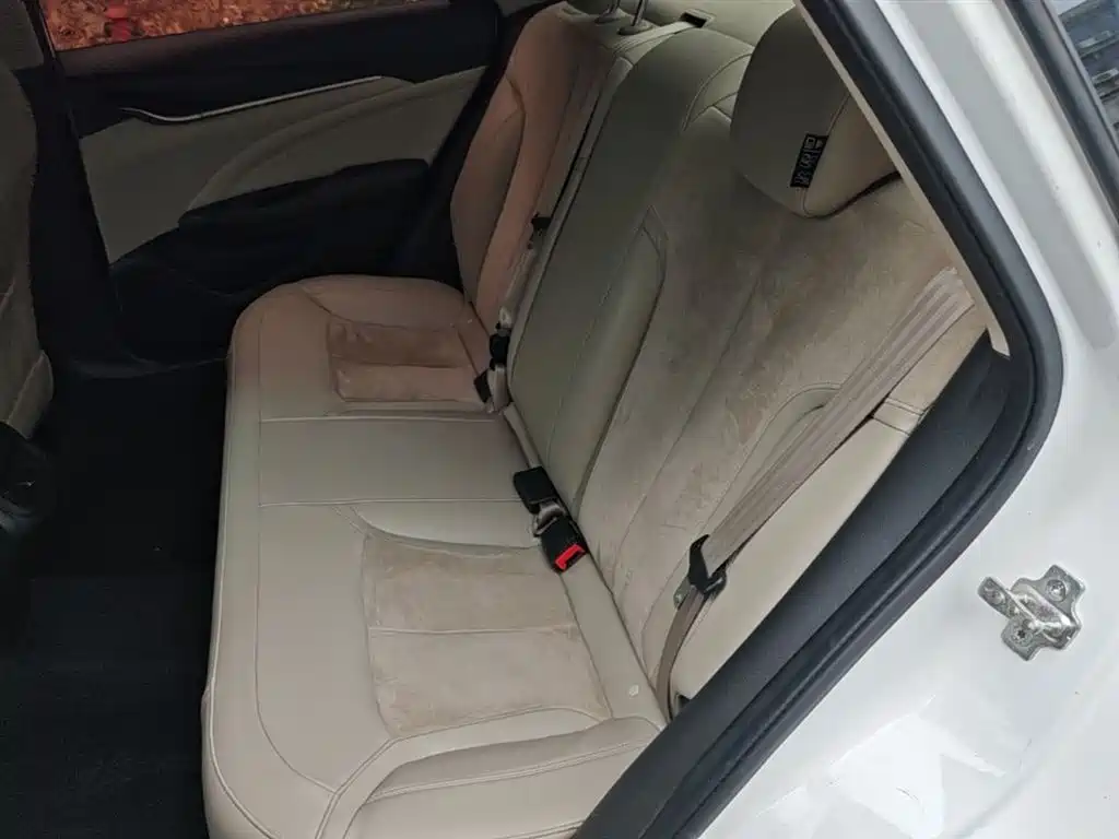 Buick Excelle 2015 — фото 17