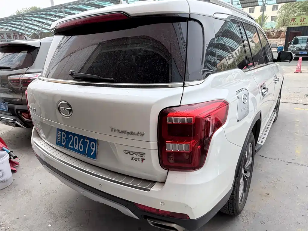 GAC Motor Trumpchi GS8 2018 — фото 19