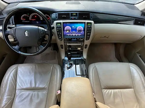 Toyota Crown 2005