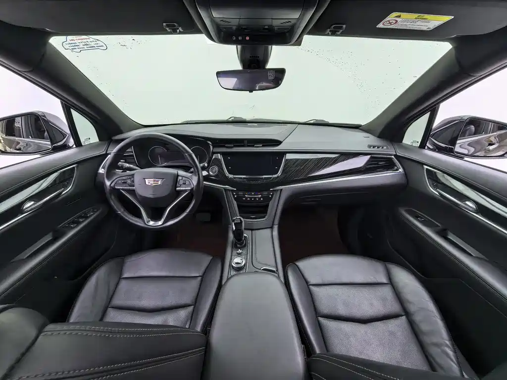 Cadillac XT6 2021 — фото 12