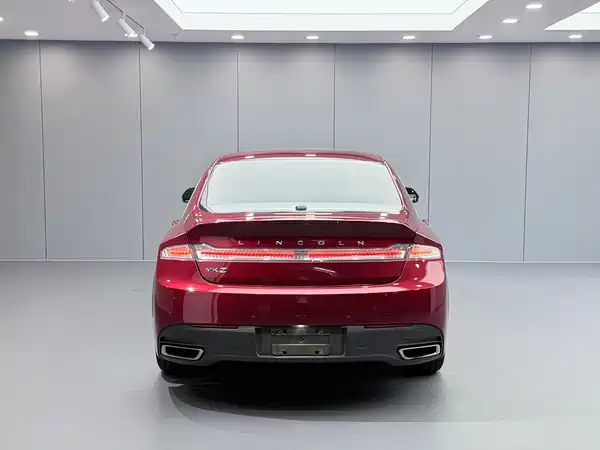Lincoln MKZ 2015