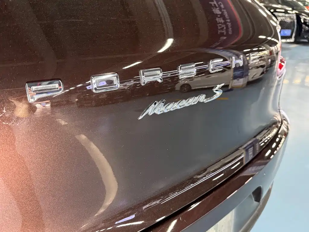 Porsche Macan 2015 — фото 19
