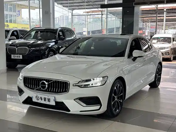 Volvo S60 2021