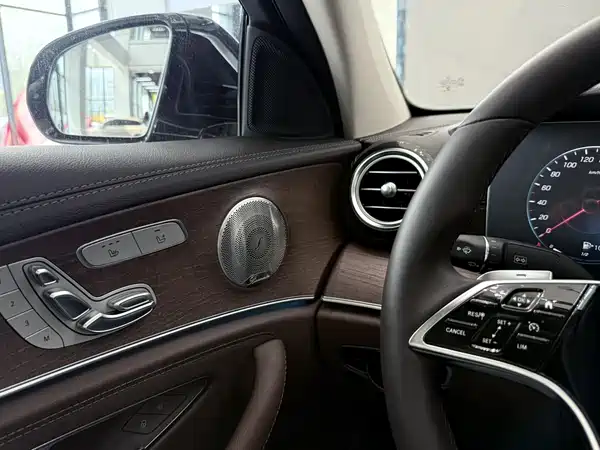 Mercedes-Benz E-Class 2023