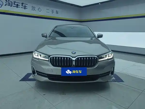 BMW 5 Series 2023