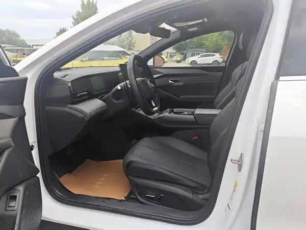 BYD Qin L 2025