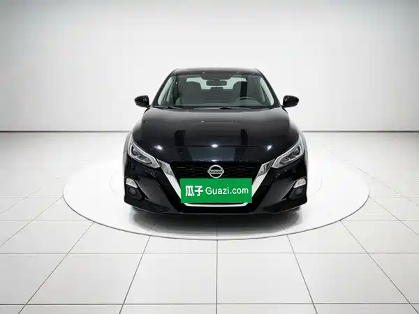 Nissan Teana 2022