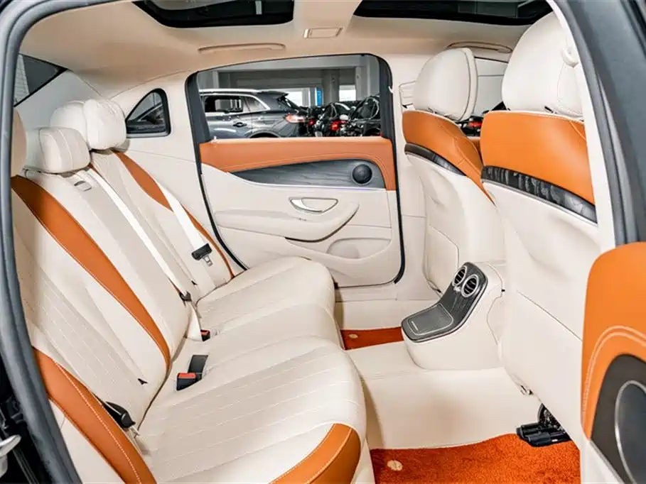 Mercedes-Benz E-Class 2023 — фото 23