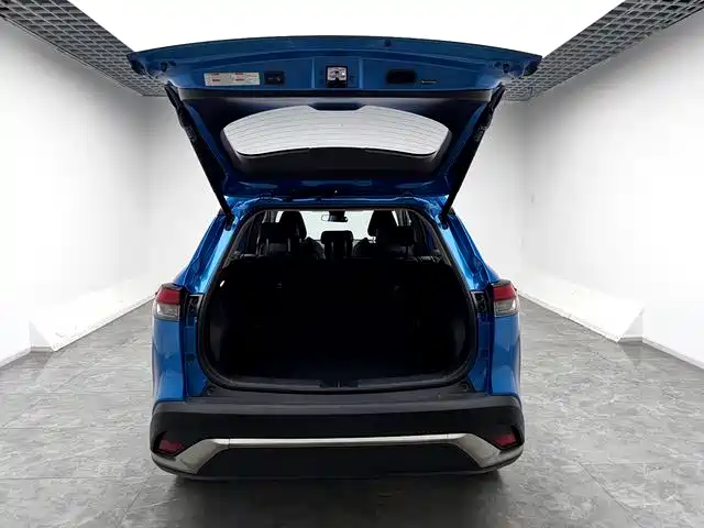 Toyota Frontlander 2022 — фото 15
