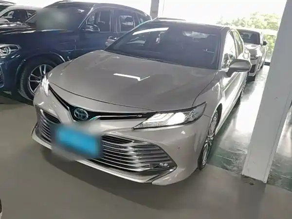 Toyota Camry 2019