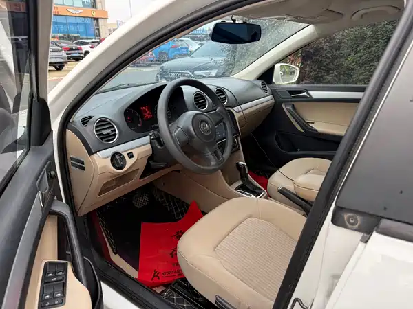 Volkswagen Jetta 2015