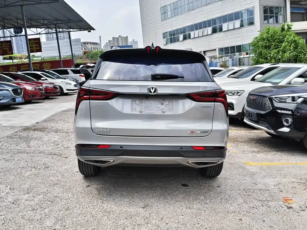 Changan CS75PLUS 2021 — фото 11