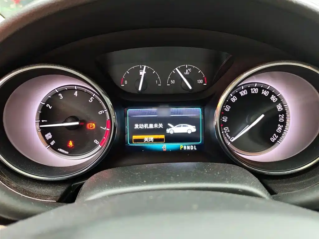 Buick Verano 2018 — фото 3