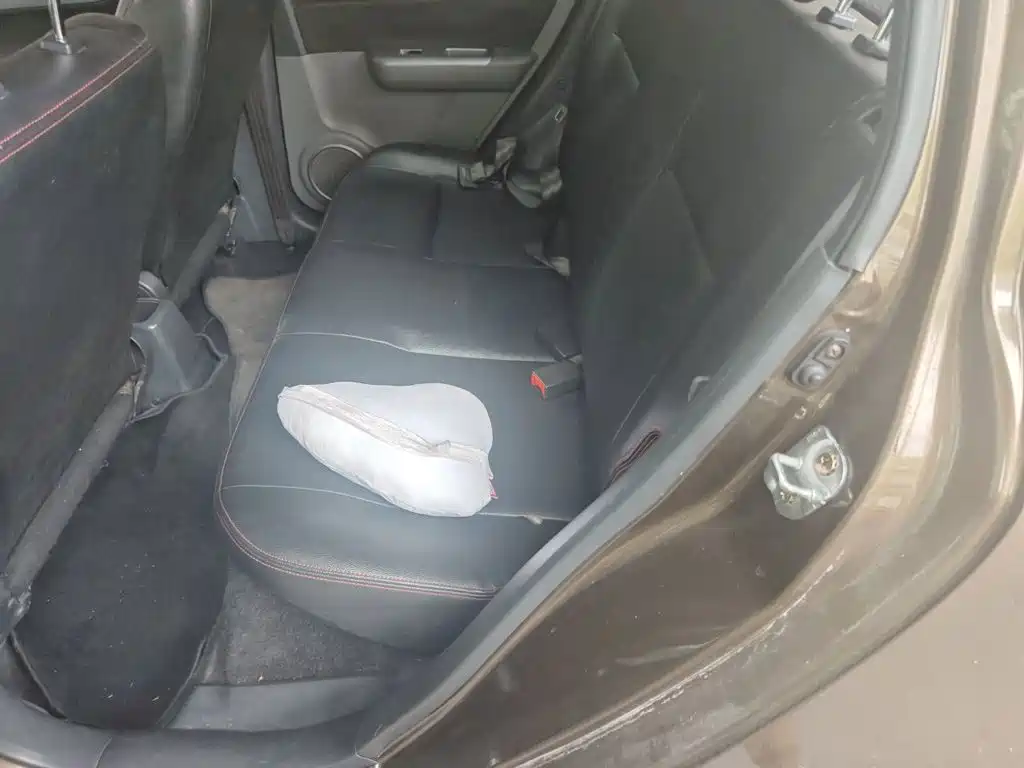 Suzuki Swift 2015 — фото 18