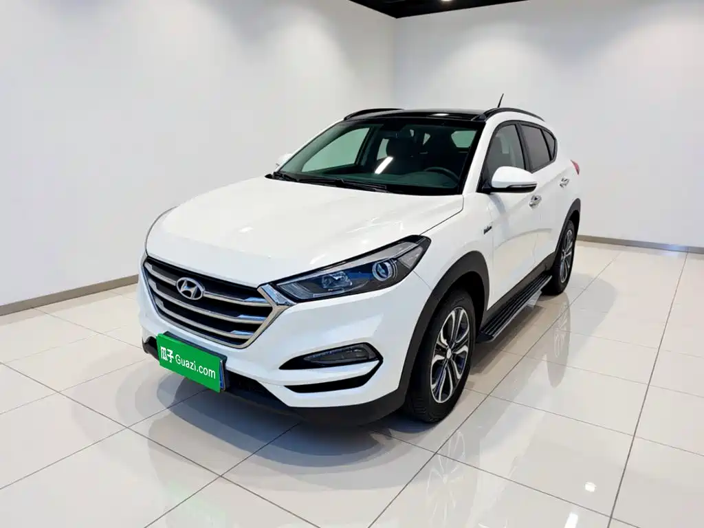 Hyundai Tucson 2016 — фото 1
