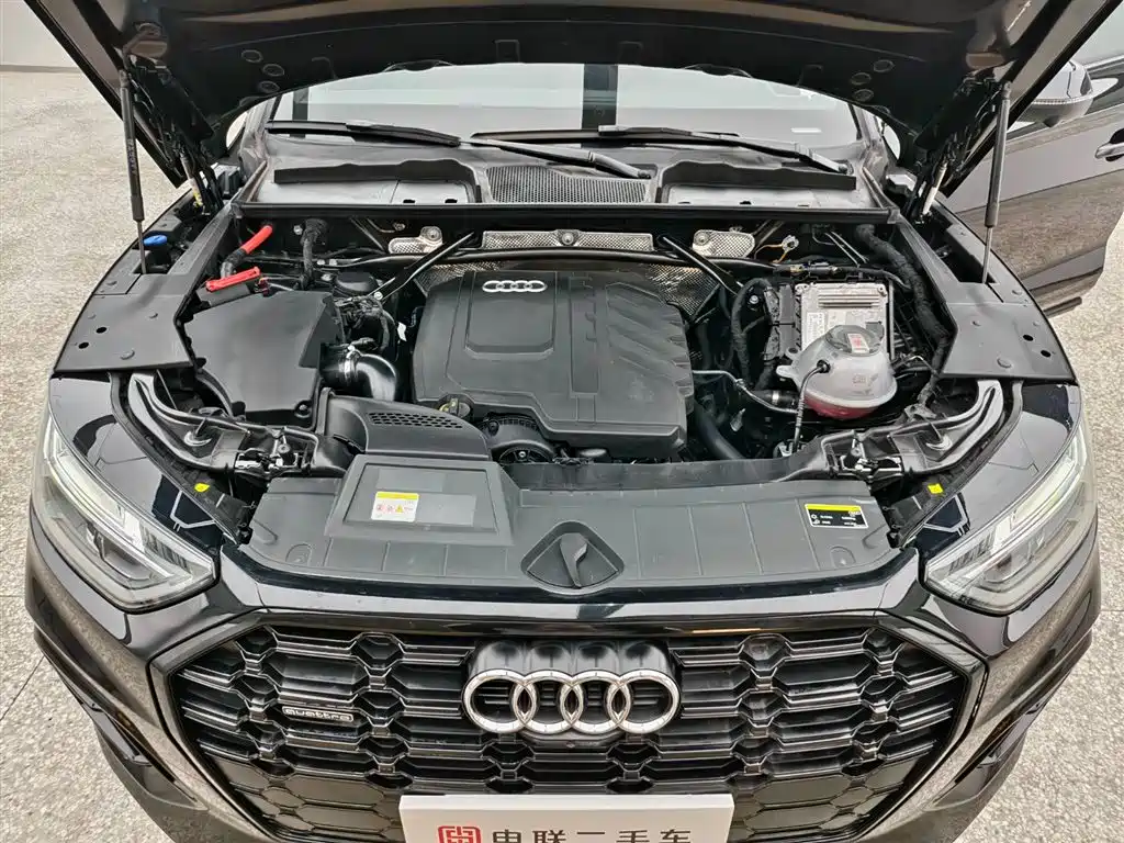 Audi Q5L 2024 — фото 15