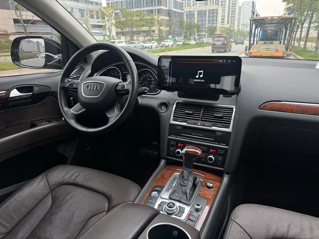 Audi Q7 2014 — фото 18