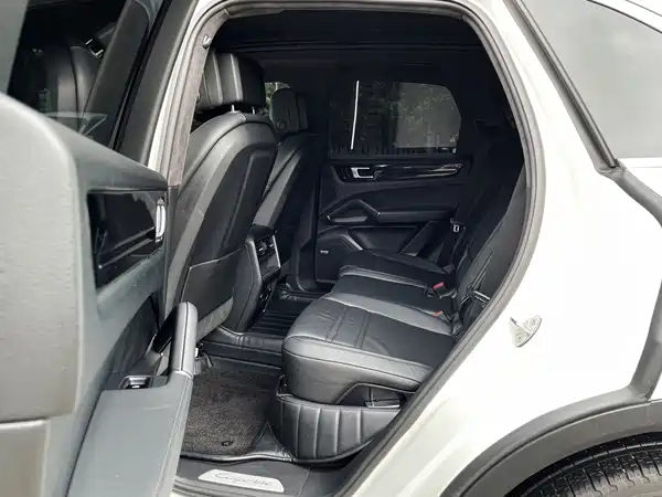 Porsche Cayenne New Energy 2019
