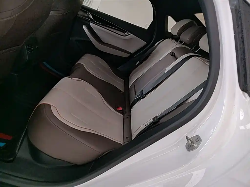 BYD Qin PLUS 2024 — фото 17