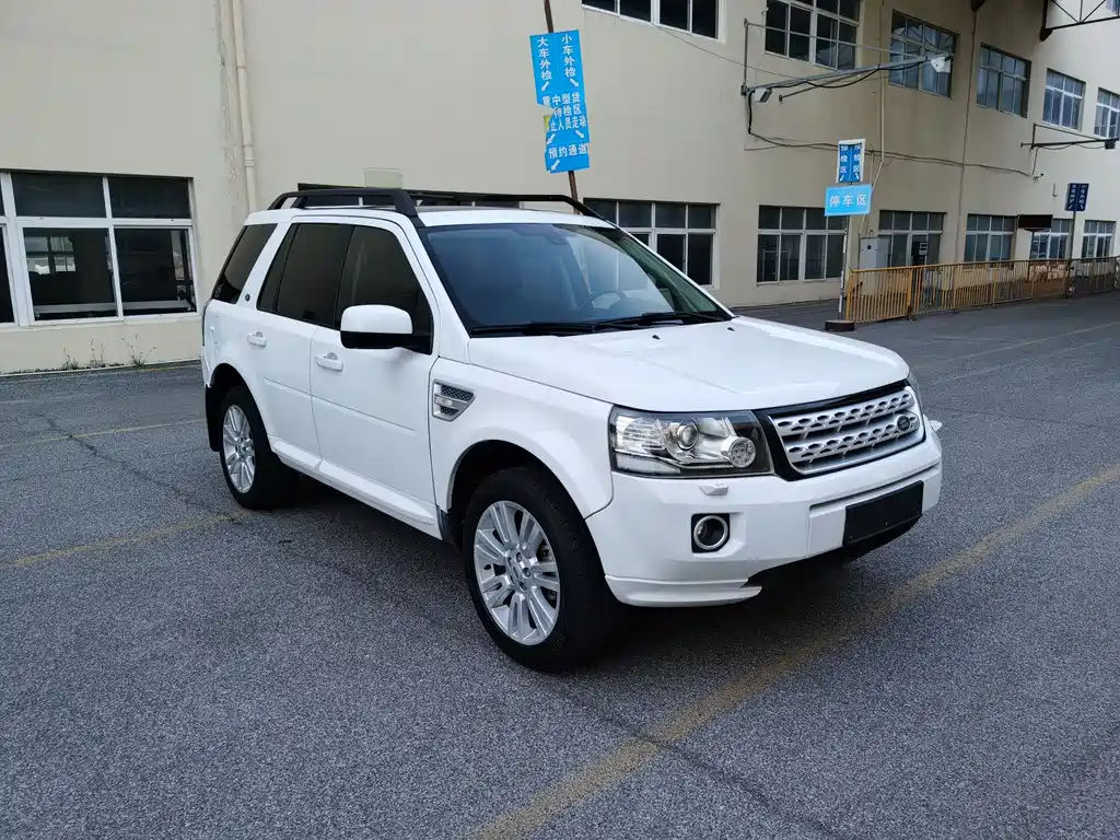 Land Rover Freelander 2 2014 — фото 3