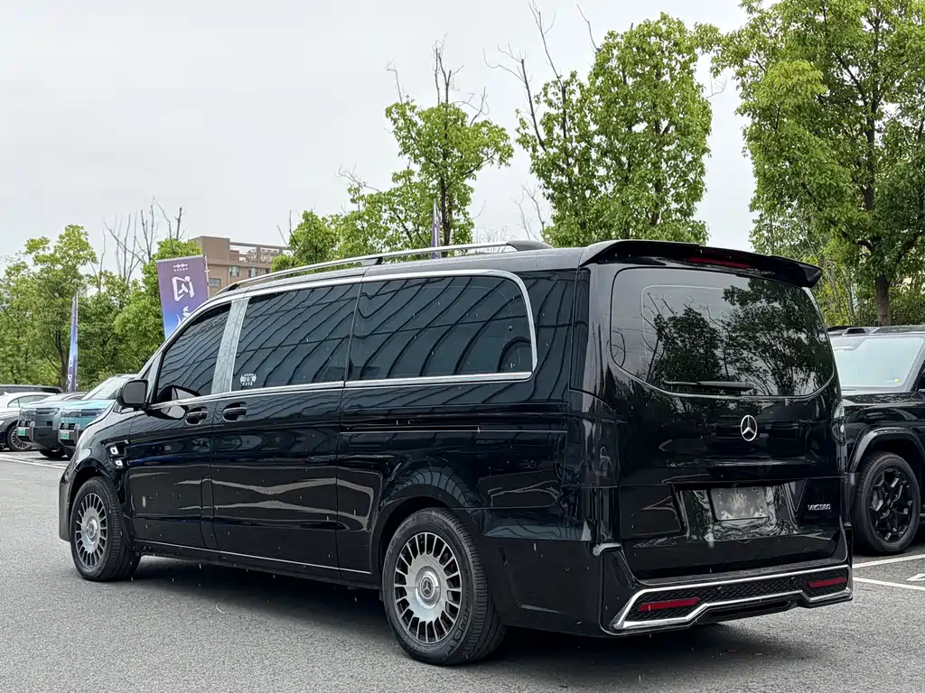 Mercedes-Benz Vito 2023 — фото 20