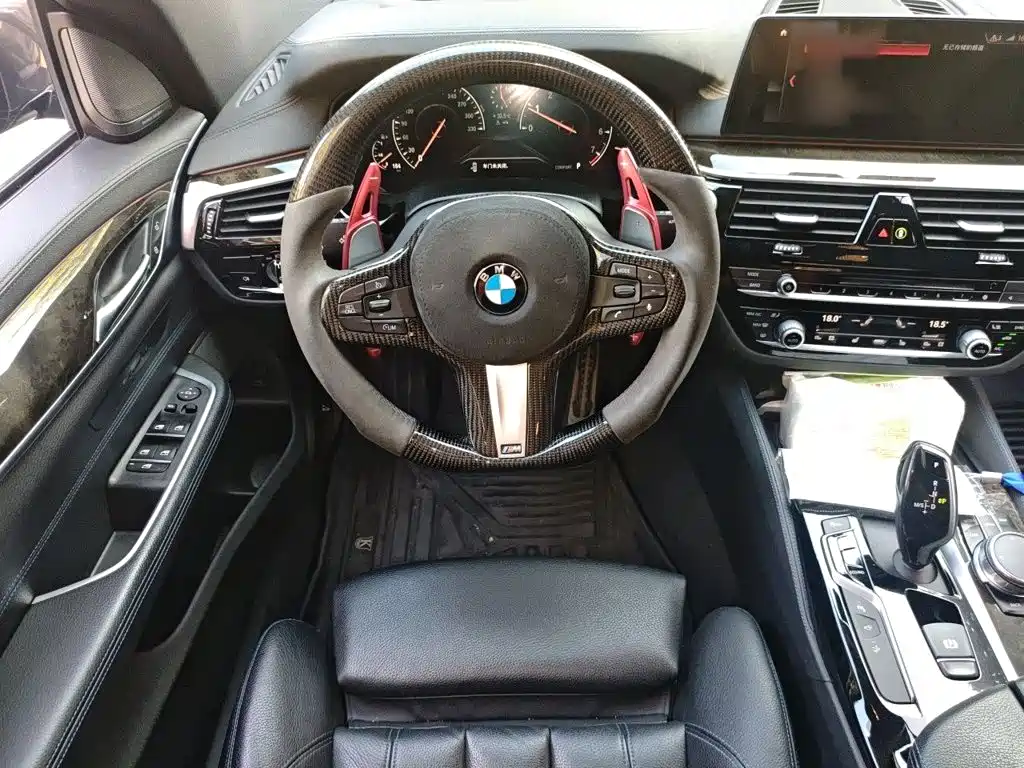 BMW 6 Series GT 2019 — фото 11