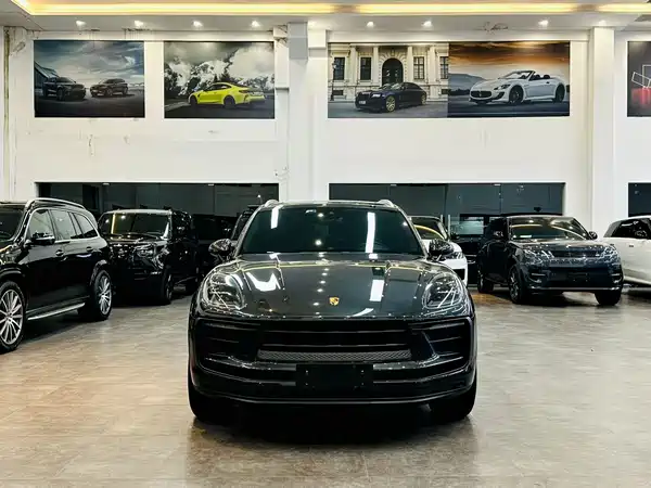 Porsche Macan 2022