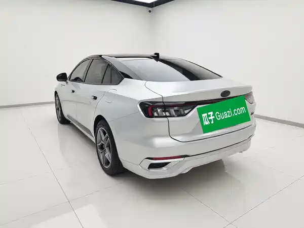 Ford Mondeo 2023