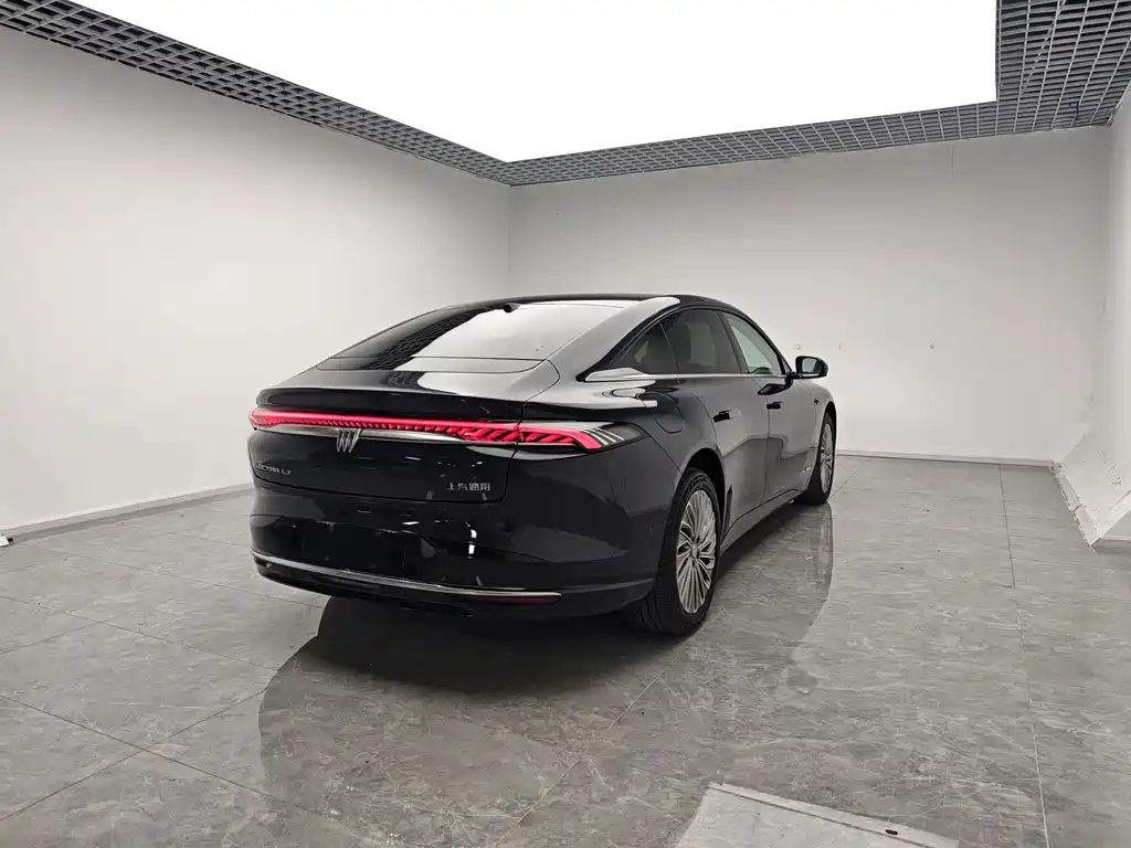 Buick Zhijing L7 2025 — фото 12
