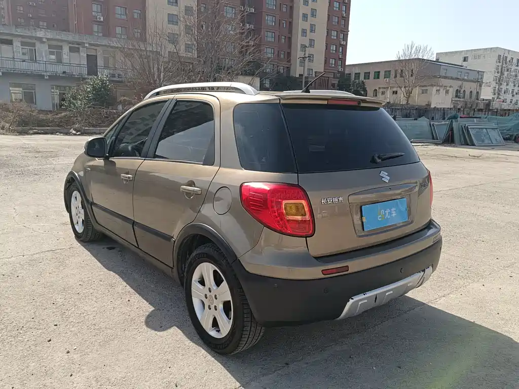 Suzuki SX4 2013 — фото 17