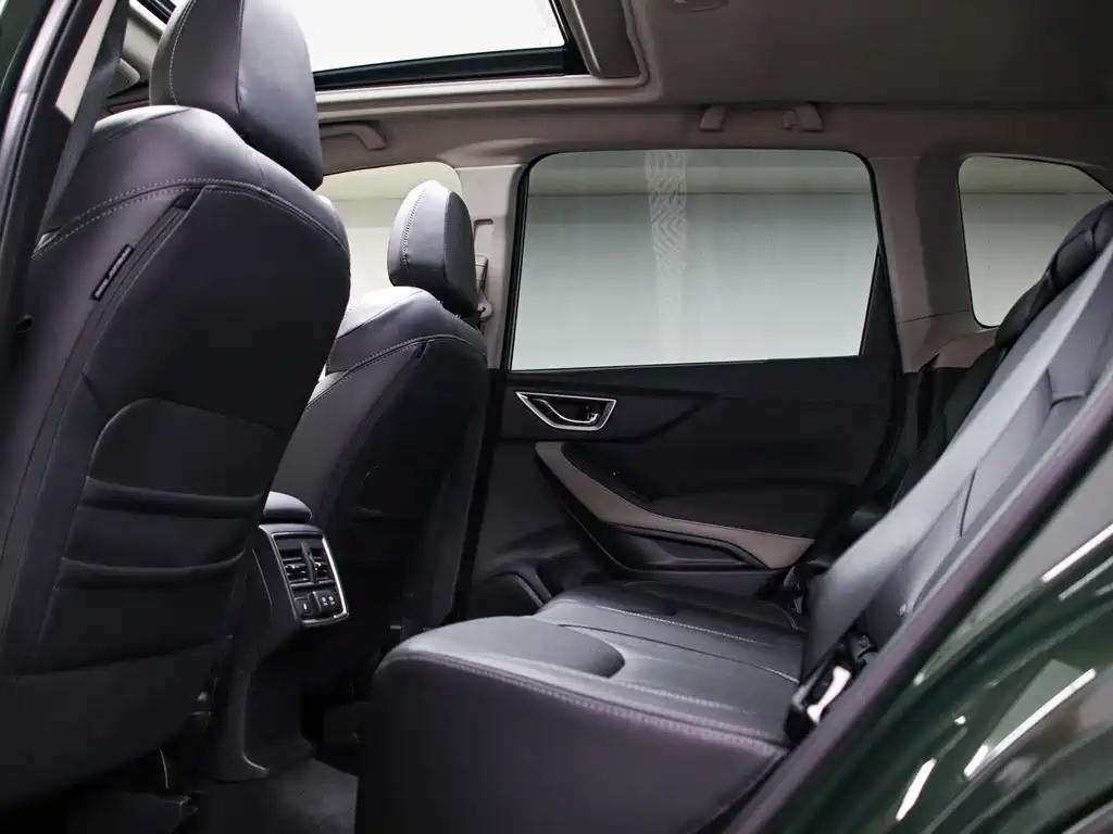 Subaru Forester 2022 — фото 17