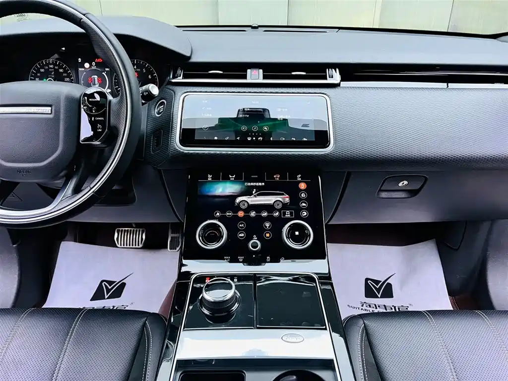 Land Rover Velar 2020 — фото 12