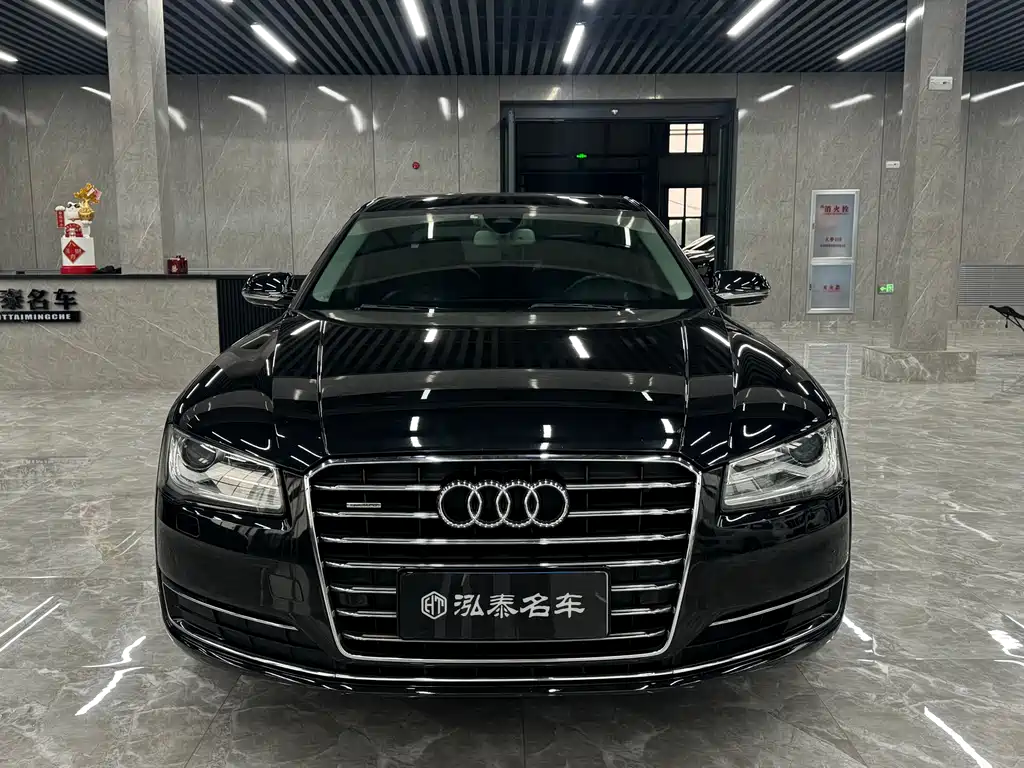 Audi A8 2015 — фото 2