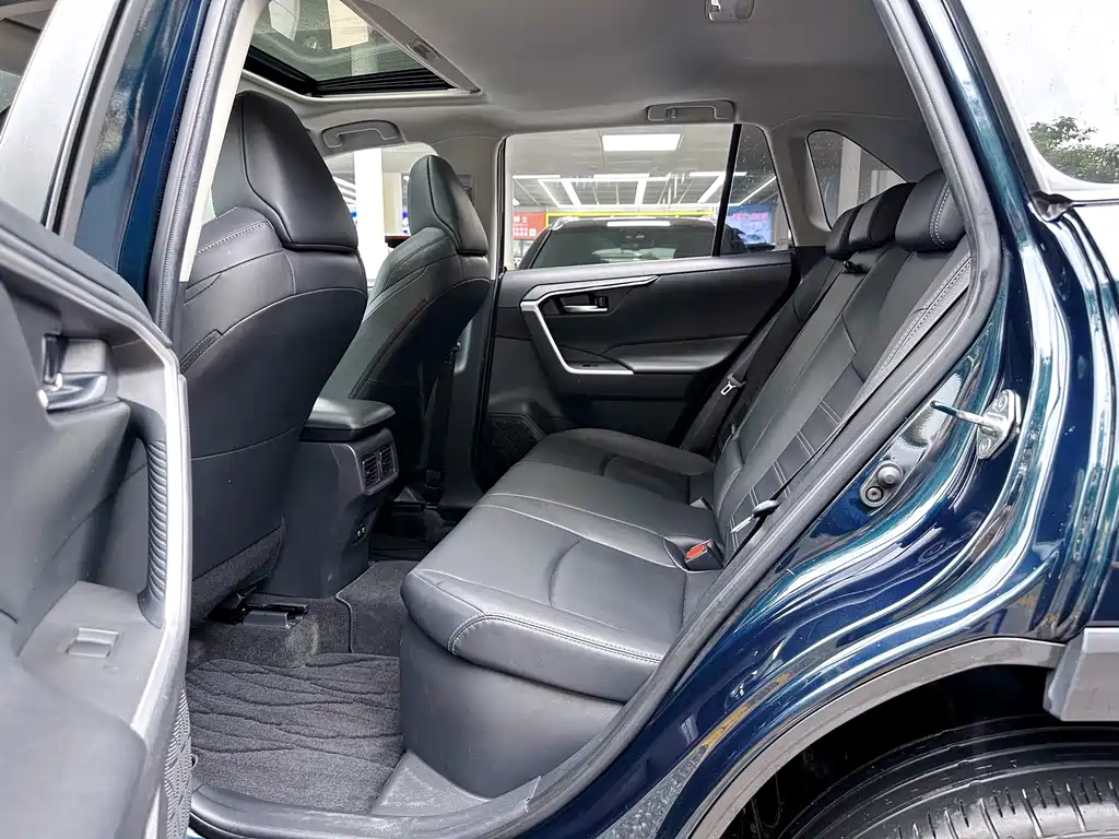 Toyota Wildlander 2020 — фото 12