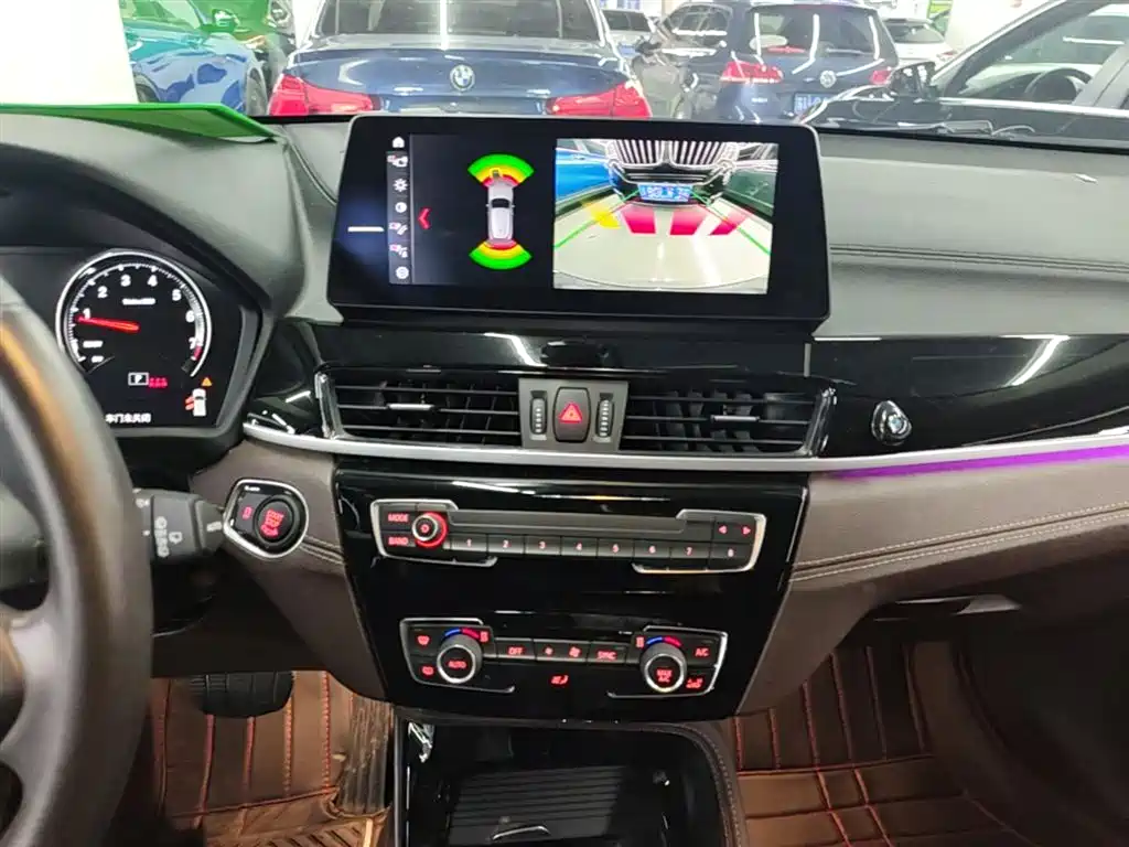 BMW X2 2023 — фото 13
