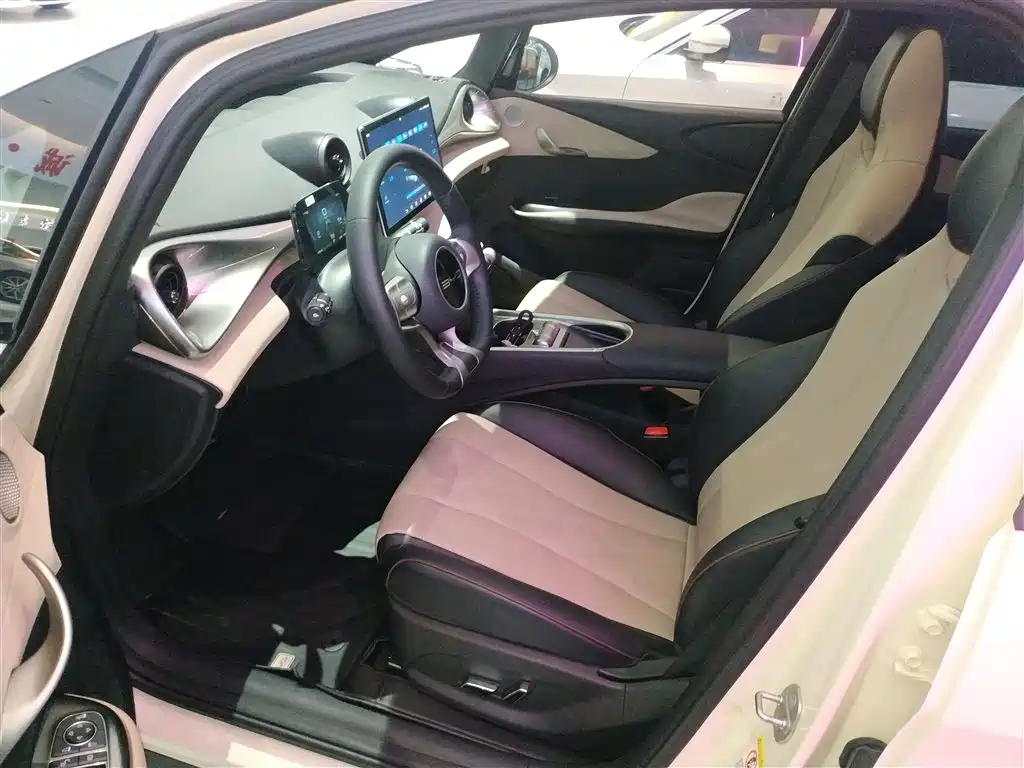 BYD Dolphin 2023 — фото 15
