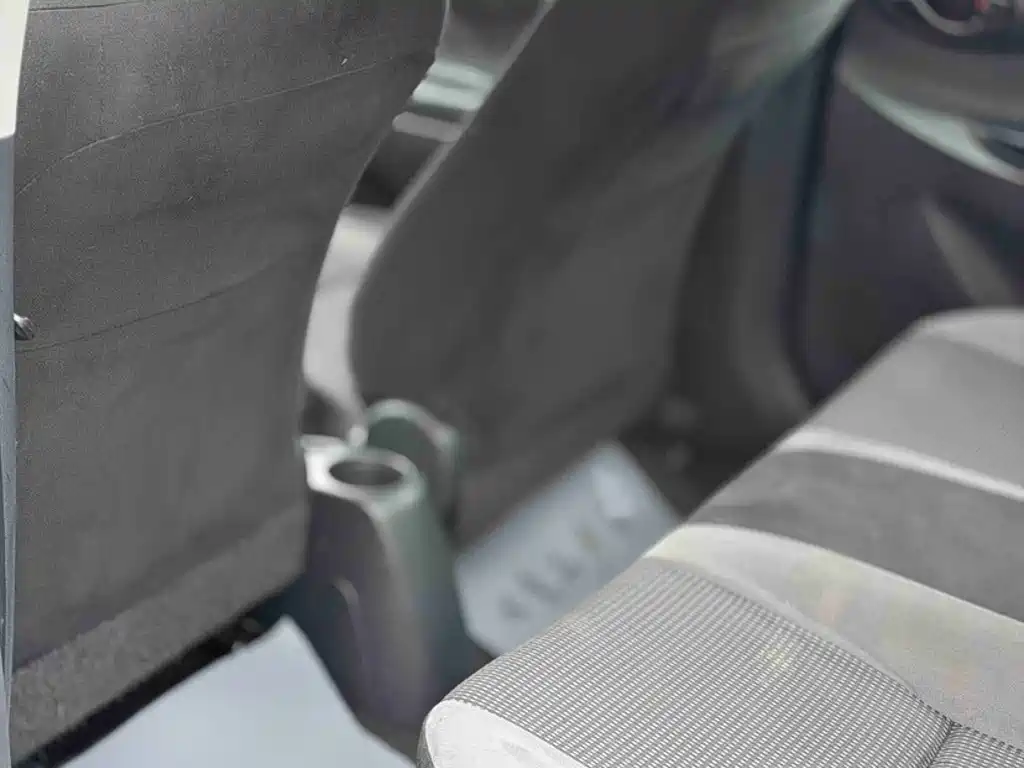 Toyota Vios 2023 — фото 15